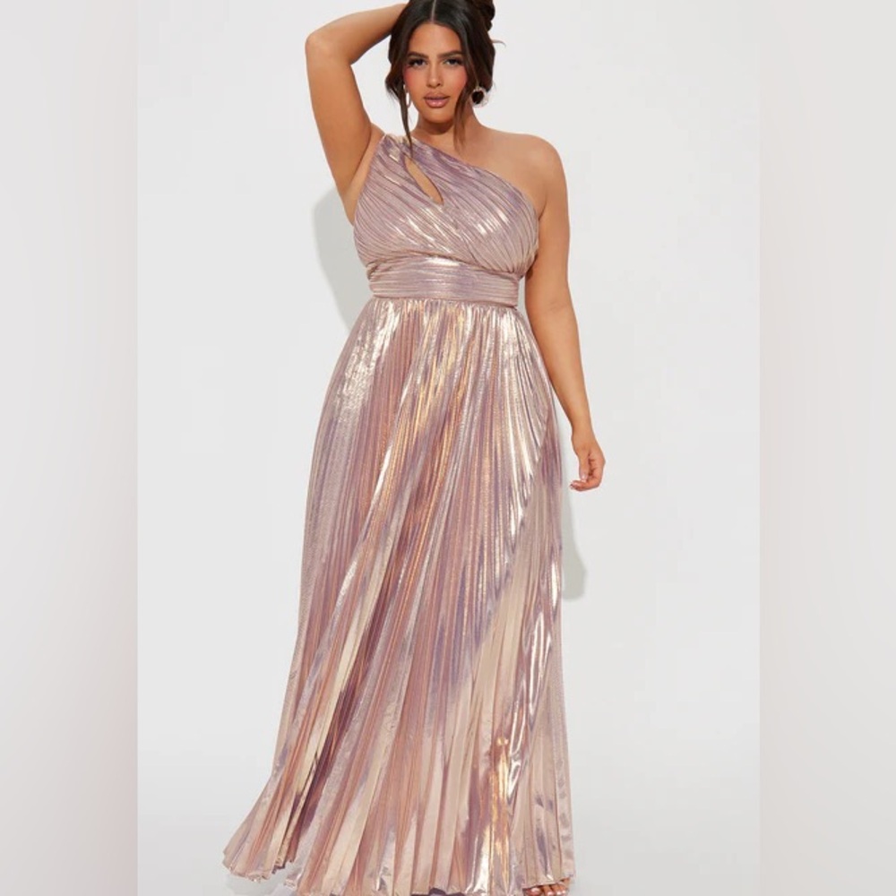 2XL One Shoulder Iridescent Pleated Metallic Maxi Dress by Fashion Nova NWT